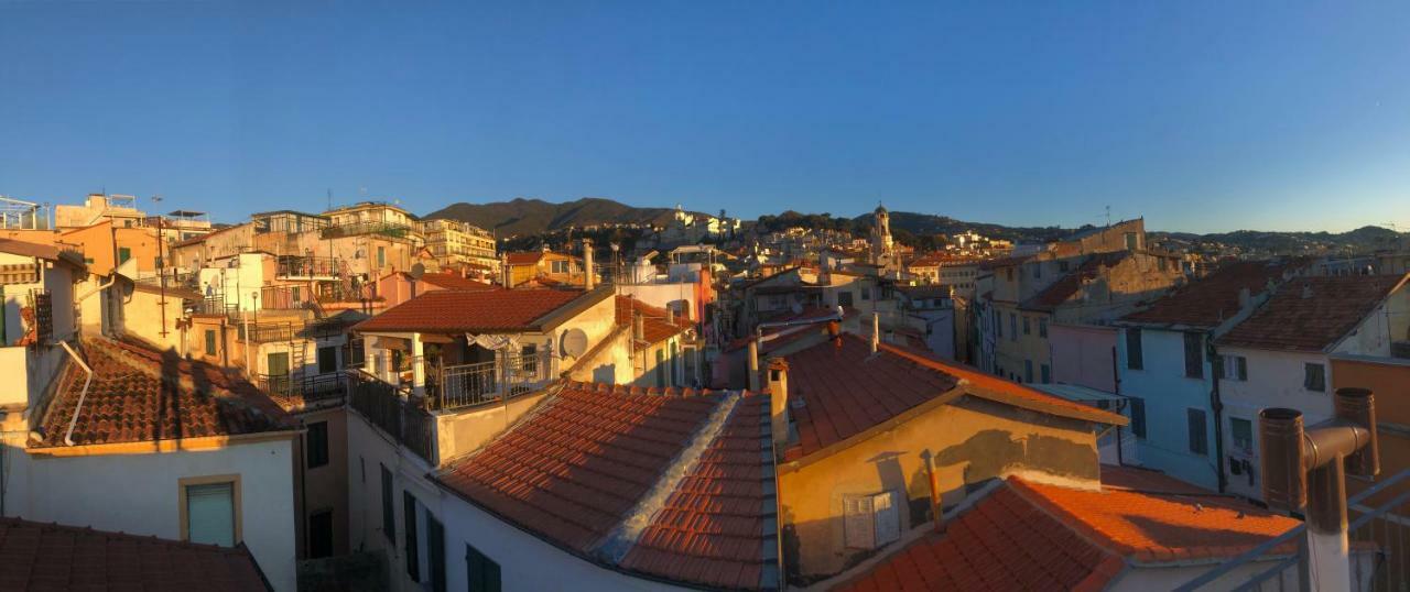 Corradi 37 Apartment Sanremo Luaran gambar