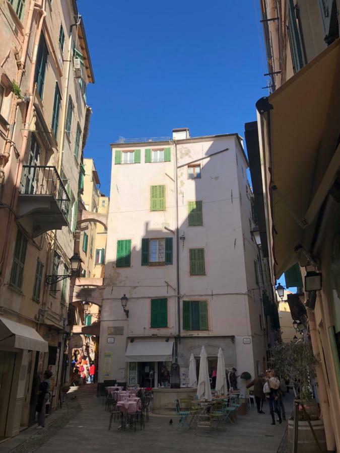 Corradi 37 Apartment Sanremo Luaran gambar