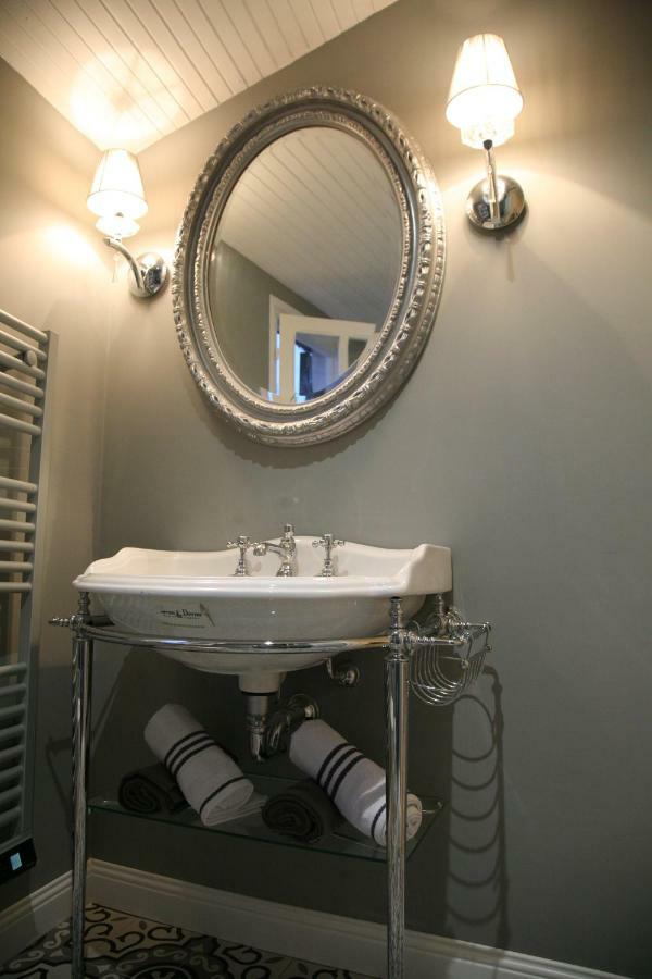 Corradi 37 Apartment Sanremo Luaran gambar