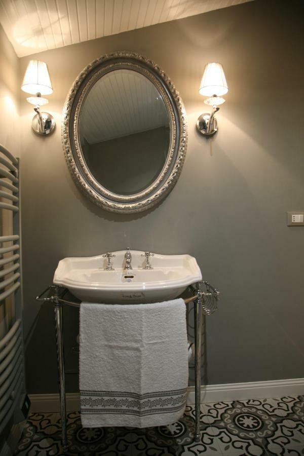 Corradi 37 Apartment Sanremo Luaran gambar