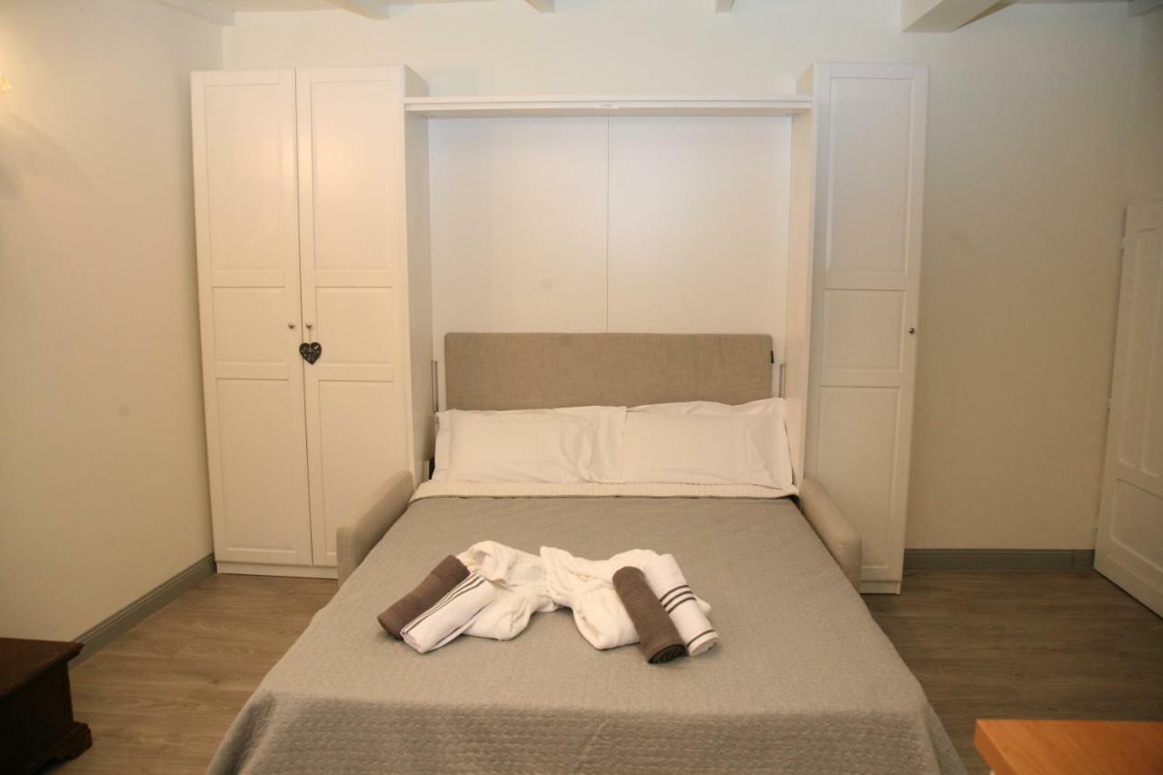 Corradi 37 Apartment Sanremo Luaran gambar